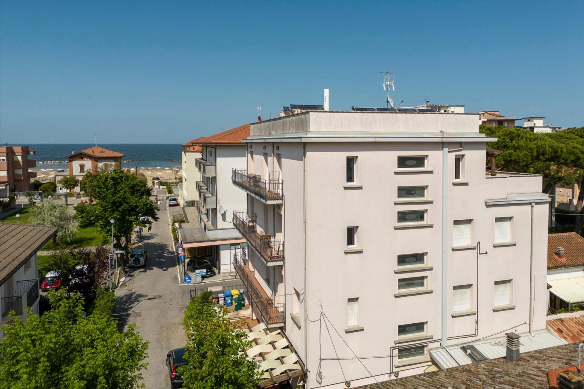 Residence Tre Trilo&Suites Rimini Buitenkant foto