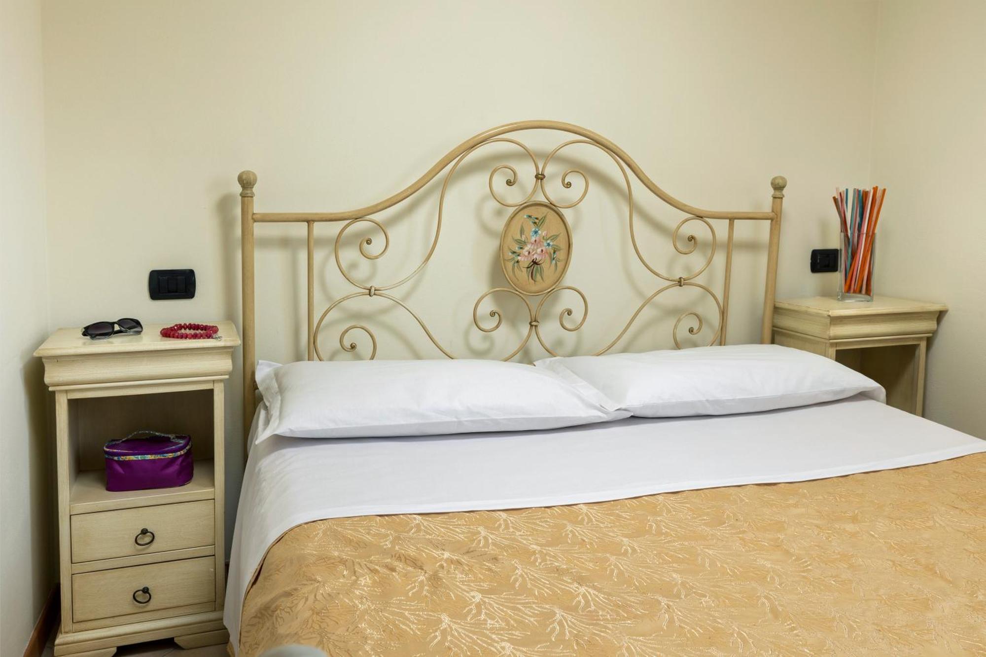 Residence Tre Trilo&Suites Rimini Buitenkant foto