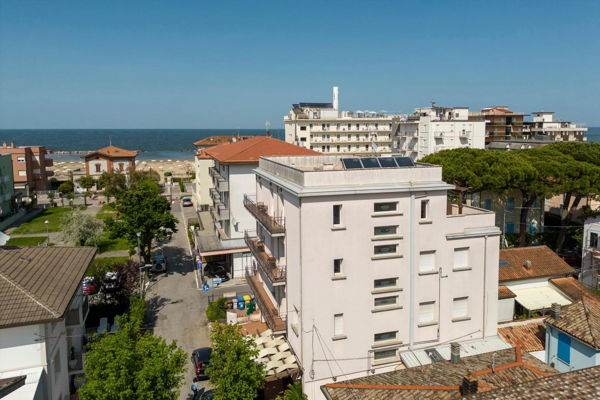 Residence Tre Trilo&Suites Rimini Buitenkant foto