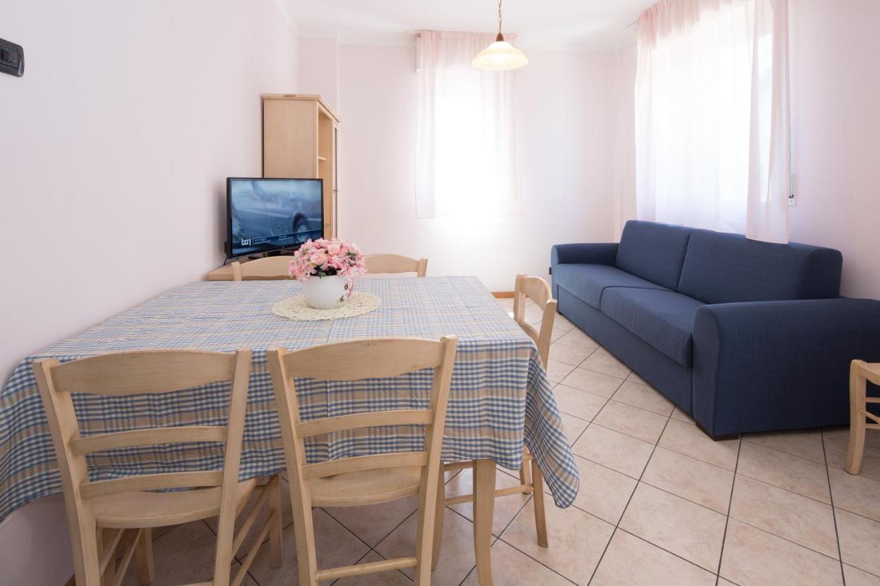Residence Tre Trilo&Suites Rimini Buitenkant foto