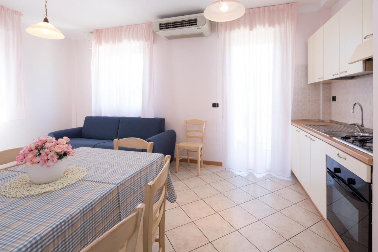 Residence Tre Trilo&Suites Rimini Buitenkant foto