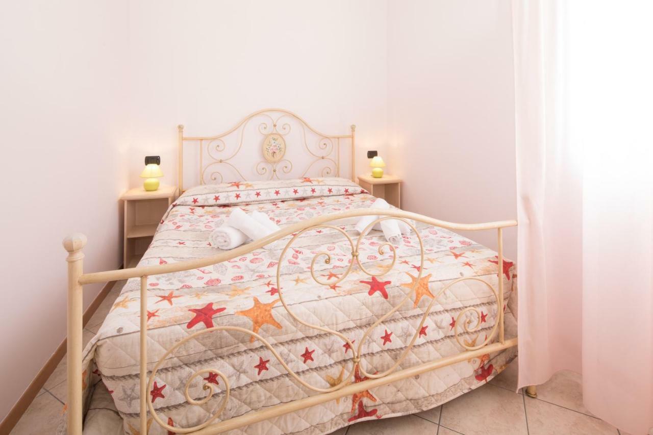 Residence Tre Trilo&Suites Rimini Buitenkant foto